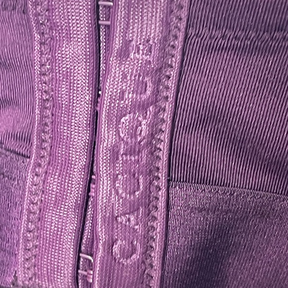 Cacique Lightly Lined Purple Balconette Wired Bra 34F Bow Detail Convertible - Picture 9 of 9
